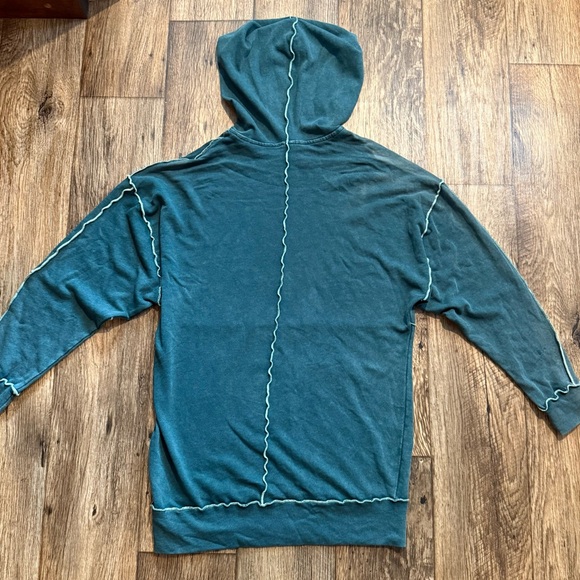 Wild Fable Women’s Oversized Hoodie Green Exposed Seam Raw Edge Pullover NEW - Picture 8 of 8